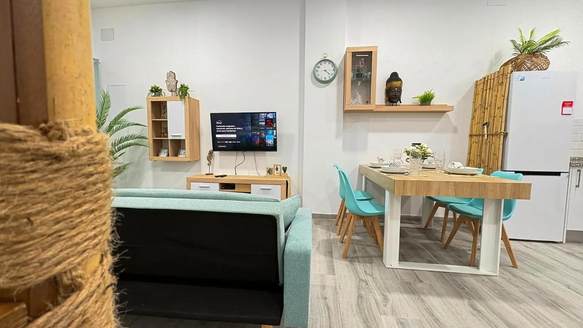 Refugio Del Madrono - Estudio Moderno En Málaga 0*,  Espanha