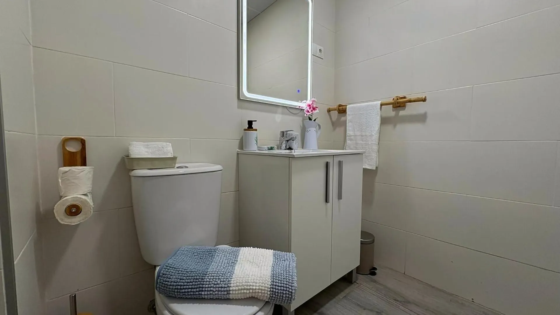 Appartamento Refugio Del Madrono - Estudio Moderno En Málaga